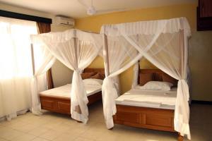 Halgan Villas Palace Mombasa Exterior photo
